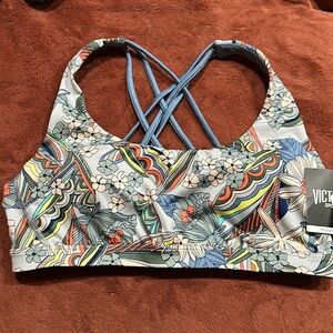 Victoria Sport Bra Floral Triple Cross Back Removable Pads Blue size M NWT